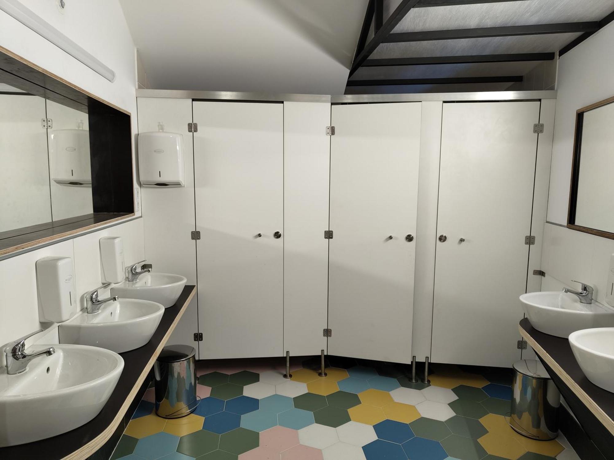 Urbe Sanchina - Hostel & Suites Guarda Luaran gambar